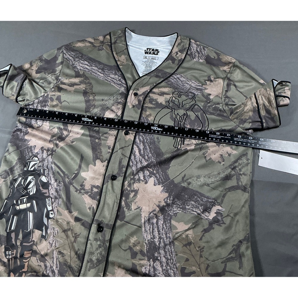 Star Wars The Mandalorian Camo Baseball Jersey Mens XLarge Mando Mythosaur Skull - Picture 3 of 10